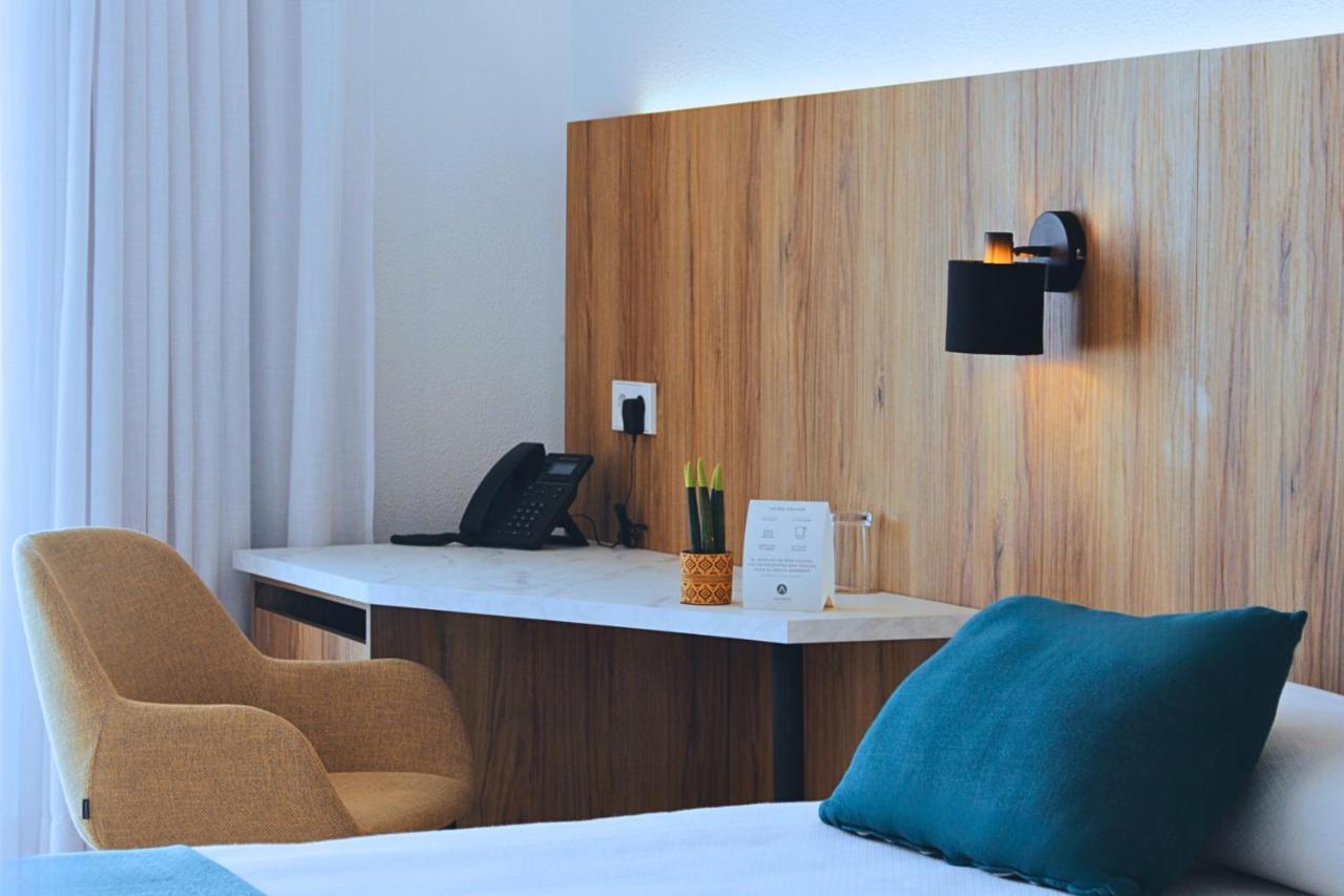 Alfons Hotel Ситадела Екстериор снимка