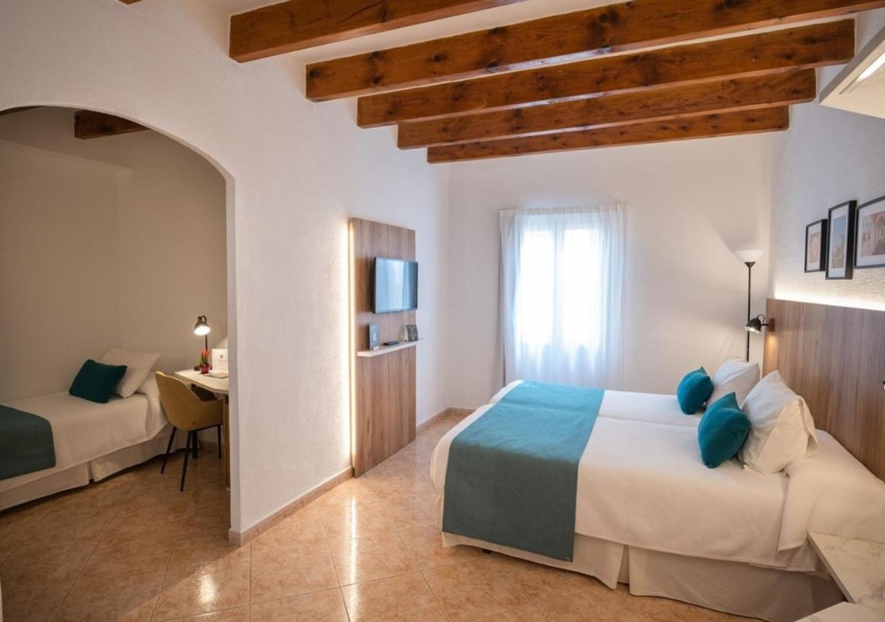 Alfons Hotel Ситадела Екстериор снимка
